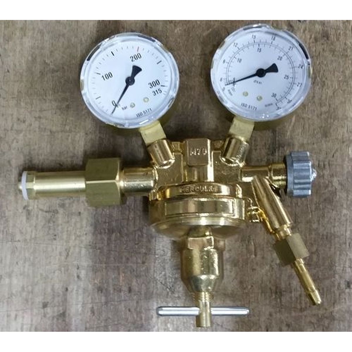 Druckminderer Wasserstoff 0-10 bar  Eingang W21,8x14Glks, Ausgang 3/3